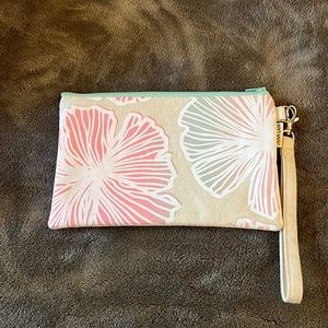 Jana Lam NWOT Large Floral Wristlet